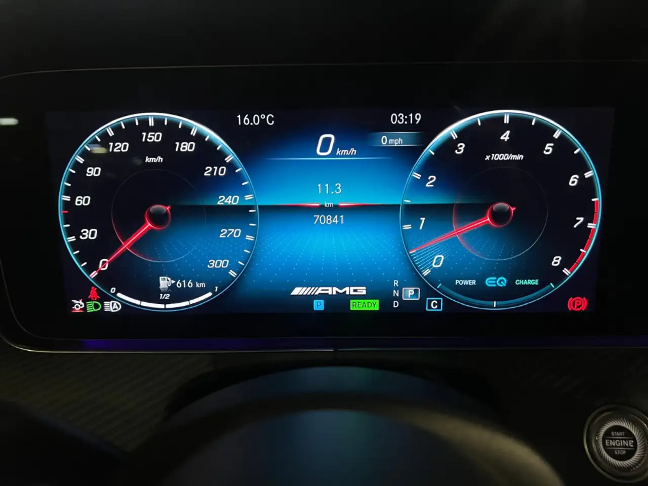 Mercedes-Benz AMG GT снимка Mercedes-Benz AMG GT