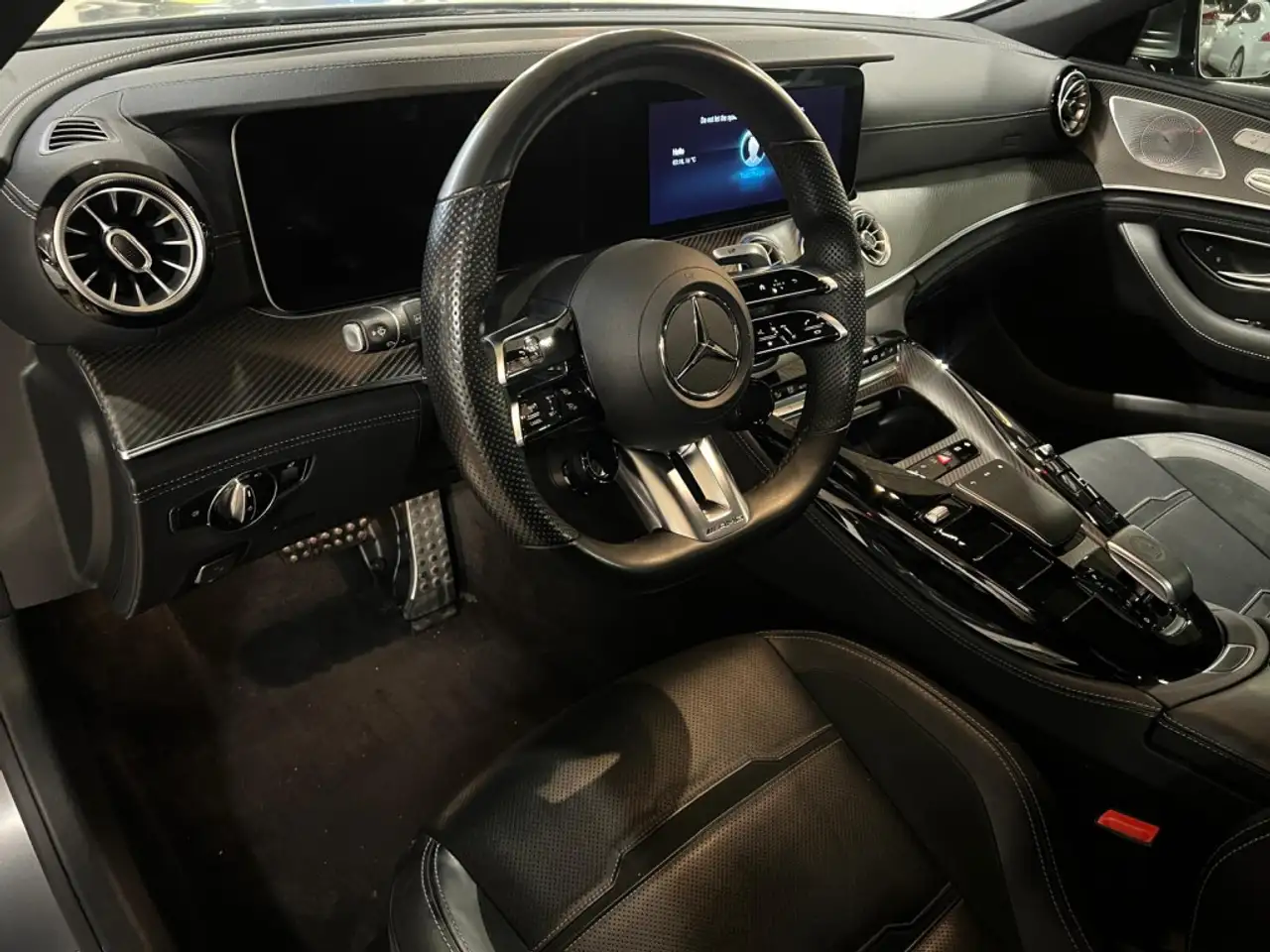 Mercedes-Benz AMG GT снимка Mercedes-Benz AMG GT