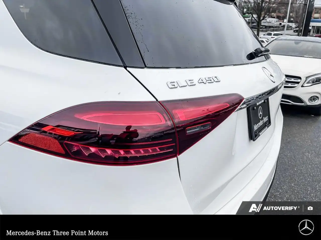 Mercedes-Benz GLE снимка Mercedes-Benz GLE