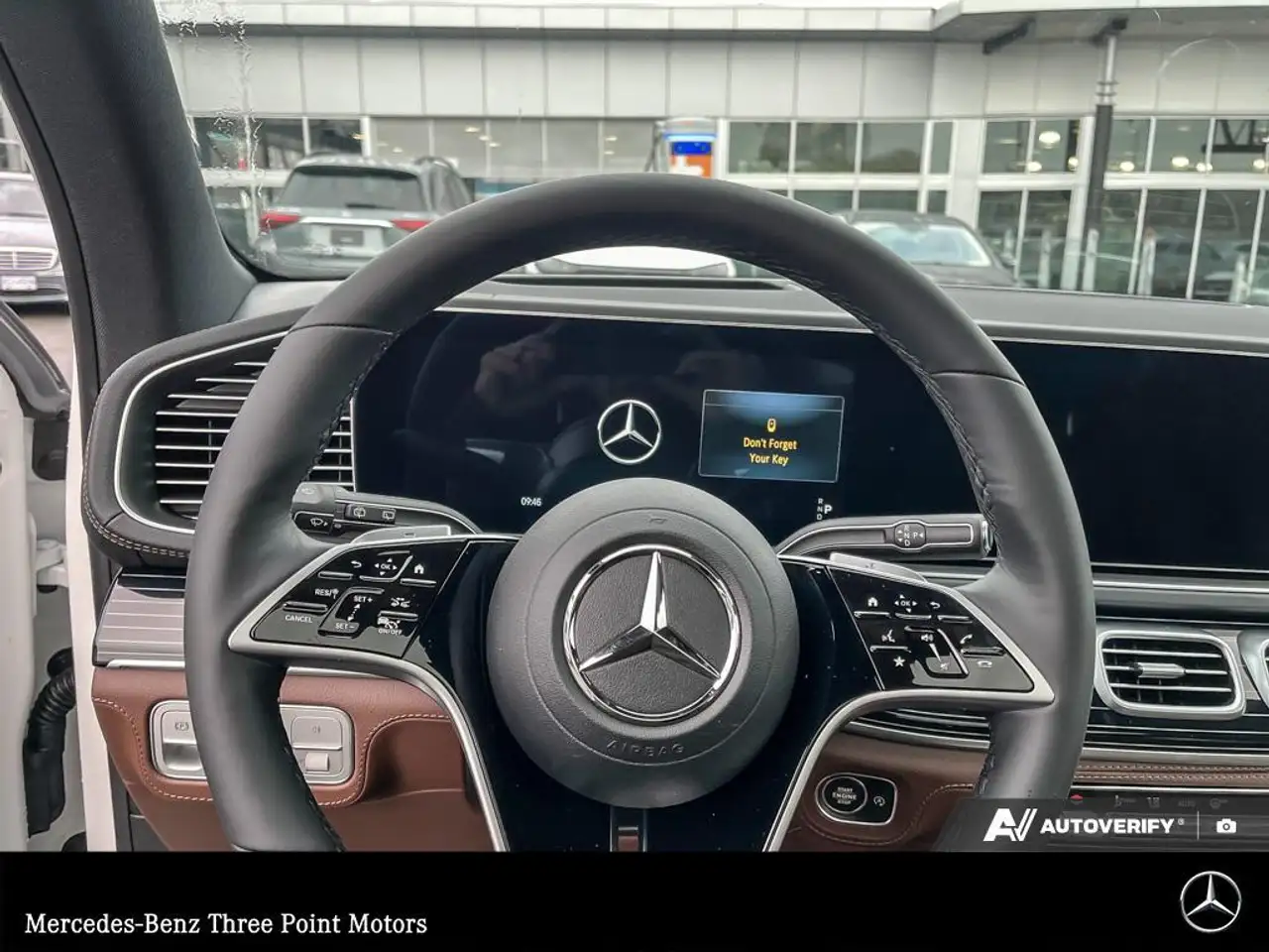 Mercedes-Benz GLE снимка Mercedes-Benz GLE