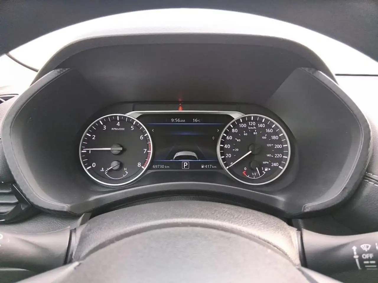 Nissan Sentra снимка Nissan Sentra