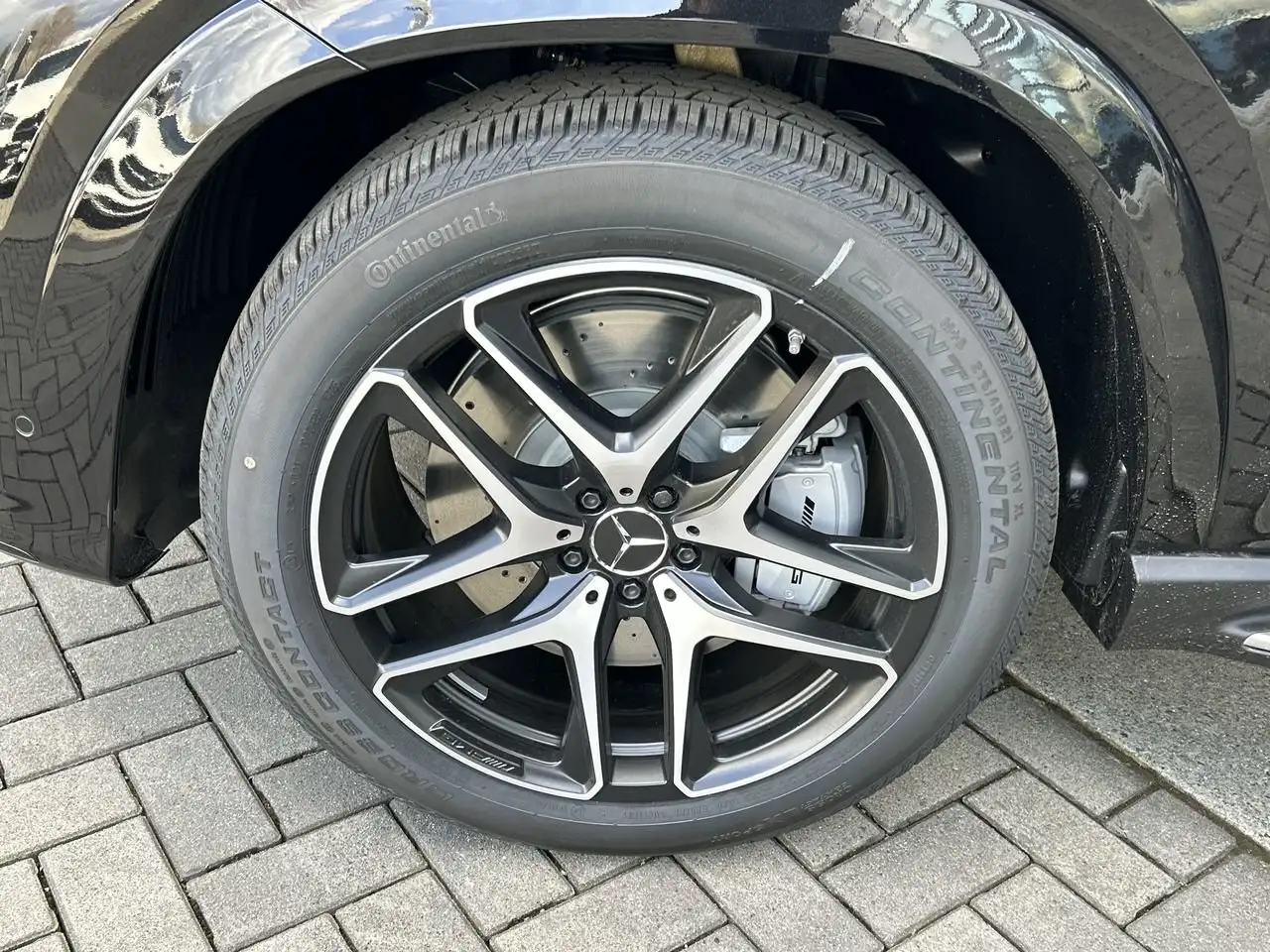 Mercedes-Benz GLE снимка Mercedes-Benz GLE