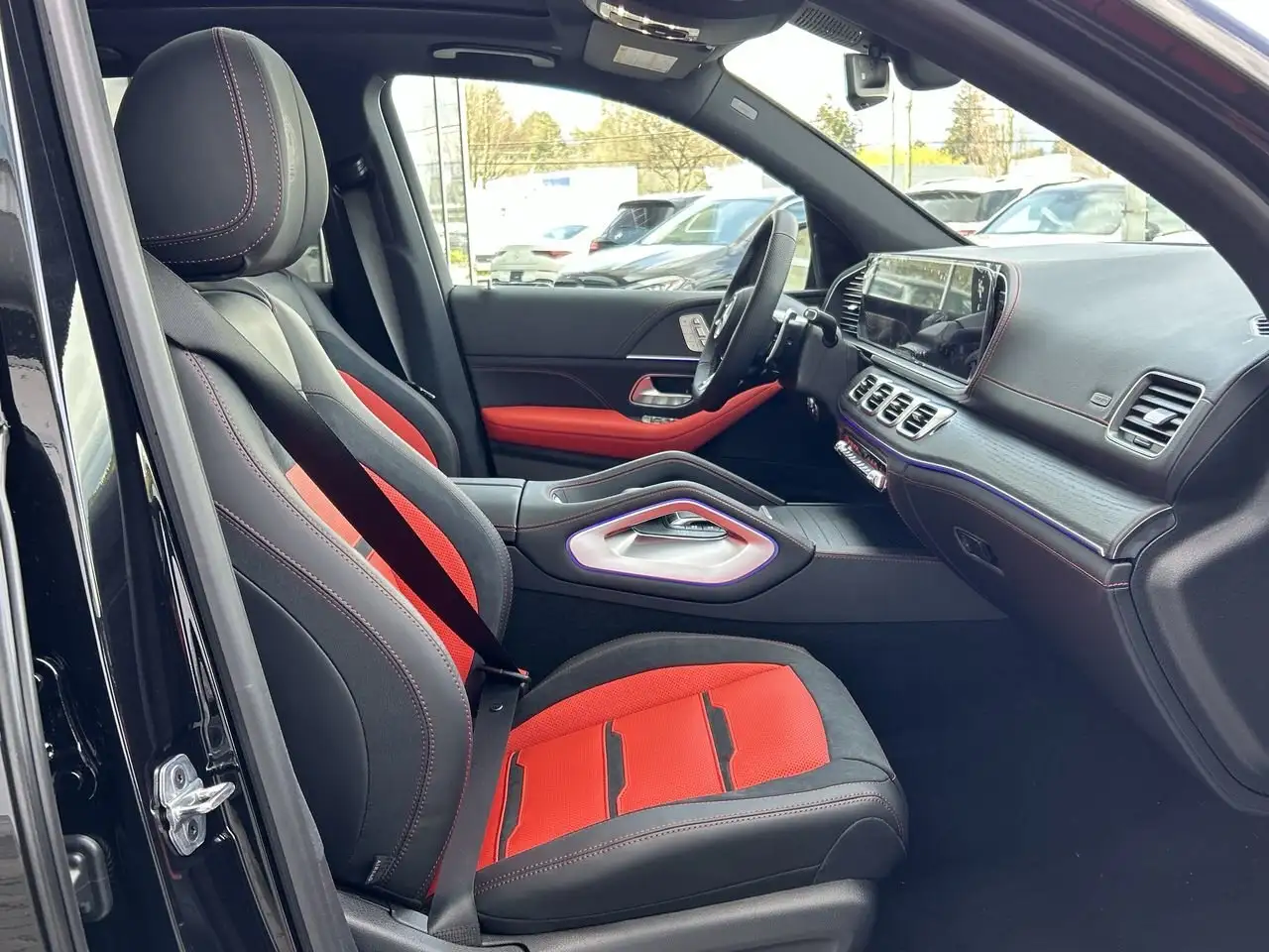 Mercedes-Benz GLE снимка Mercedes-Benz GLE