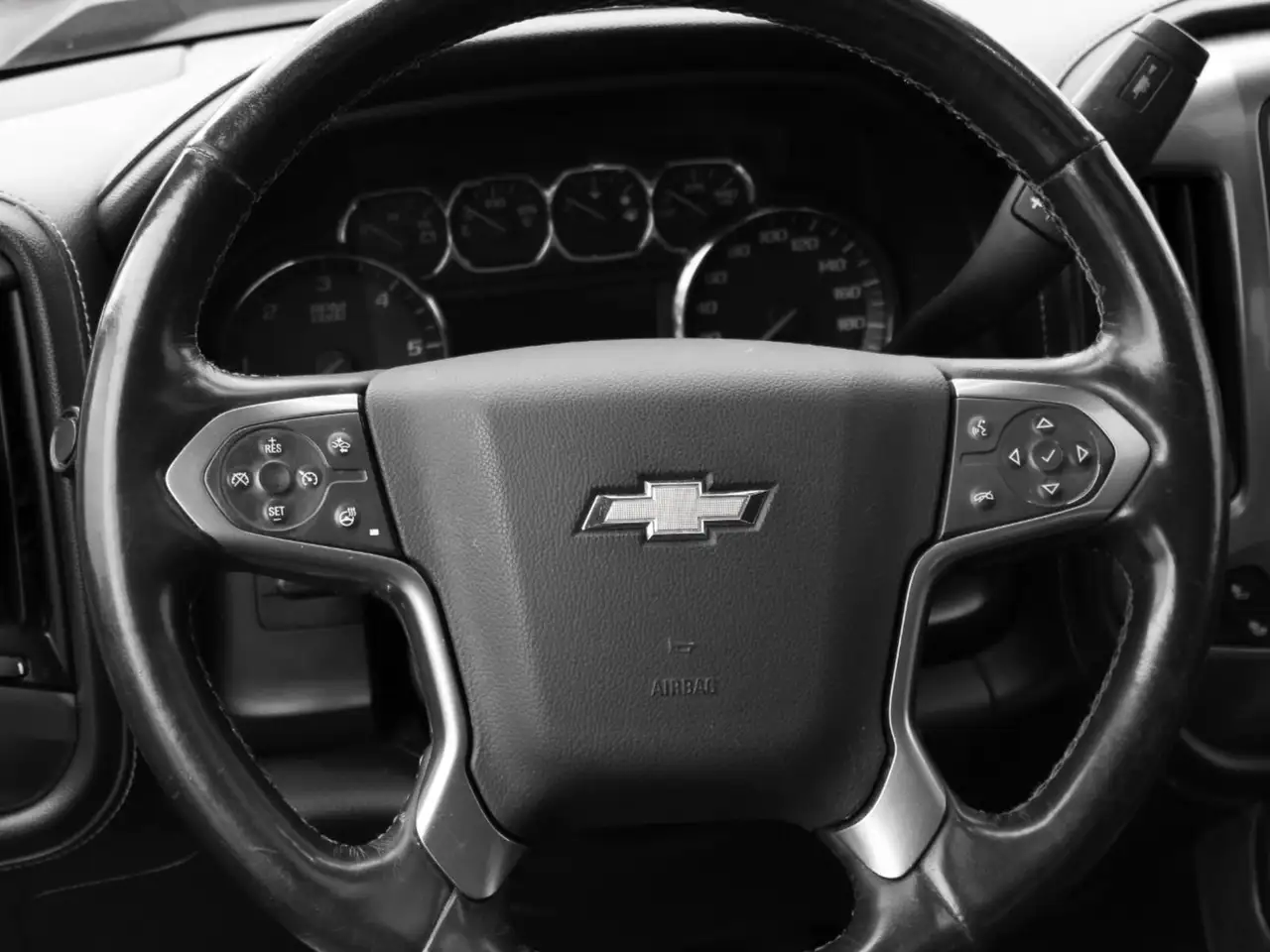 Chevrolet Silverado 1500 снимка Chevrolet Silverado 1500