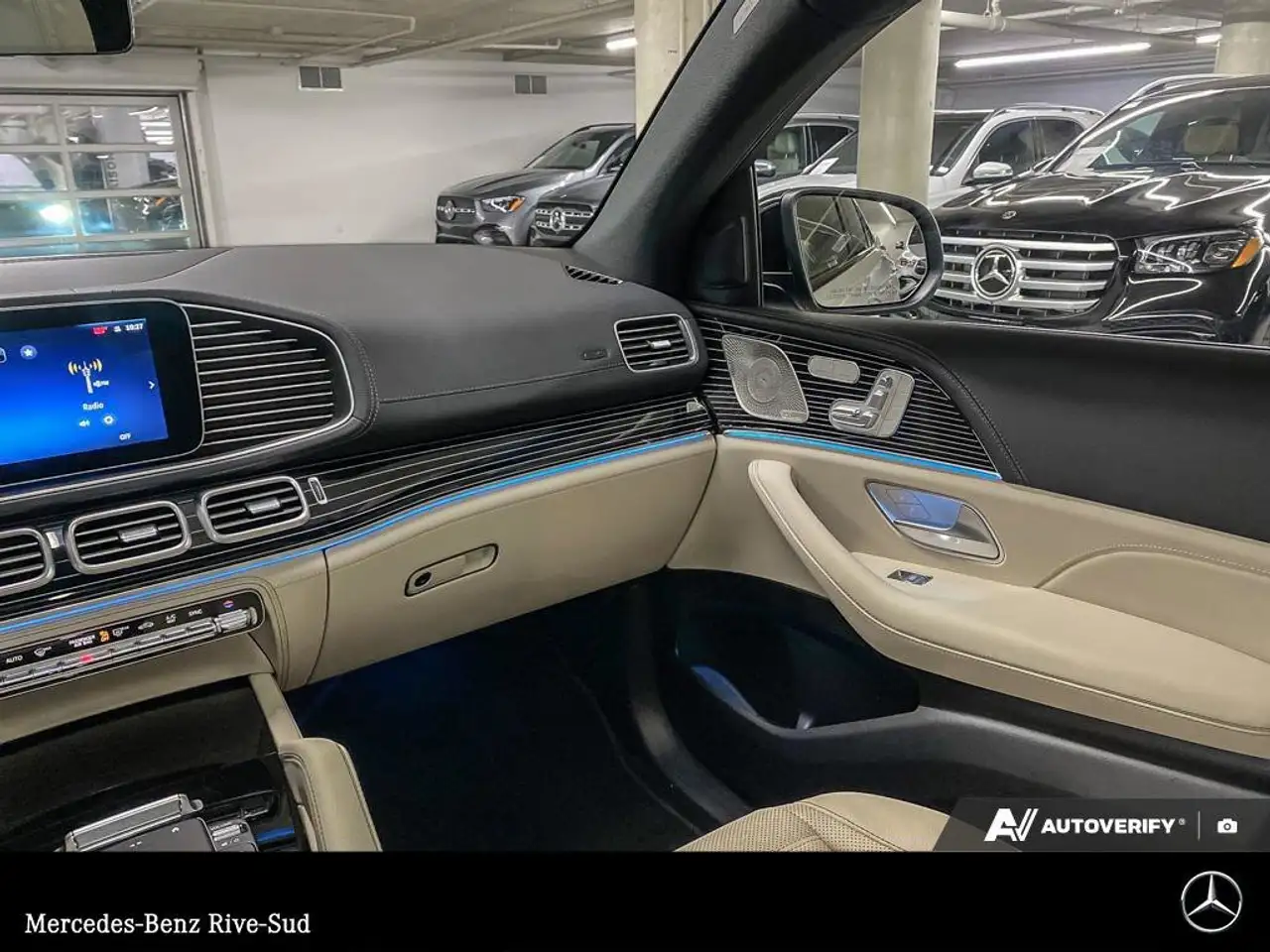 Mercedes-Benz GLE снимка Mercedes-Benz GLE