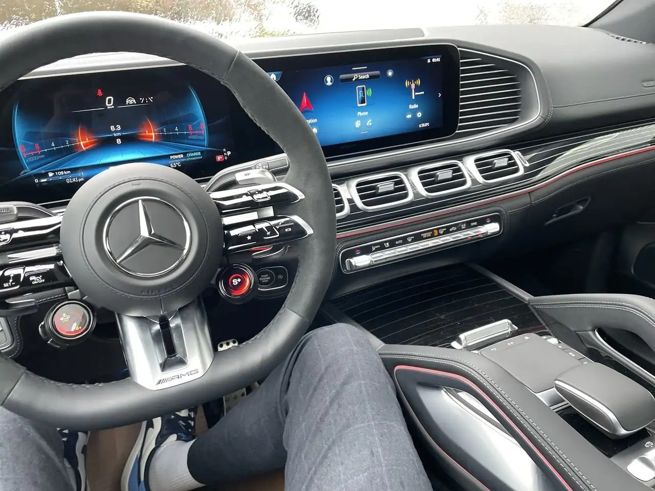 Mercedes-Benz GLE снимка Mercedes-Benz GLE