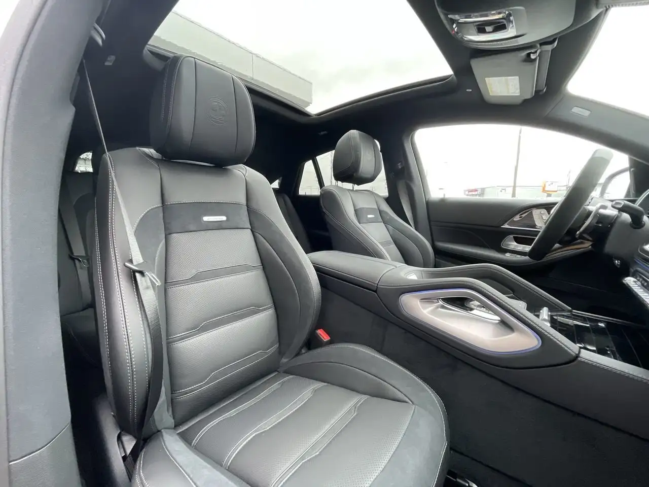Mercedes-Benz GLE снимка Mercedes-Benz GLE