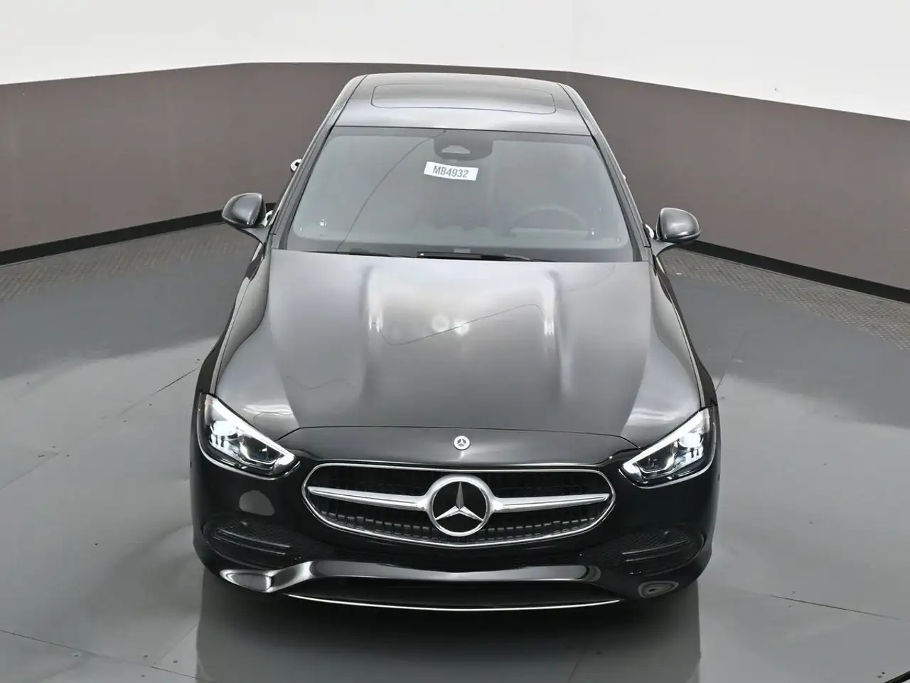 Mercedes-Benz C-Class снимка Mercedes-Benz C-Class