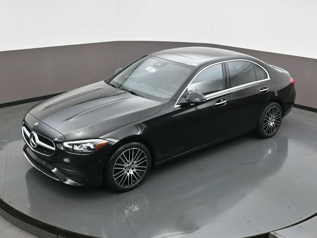 Mercedes-Benz C-Class снимка Mercedes-Benz C-Class