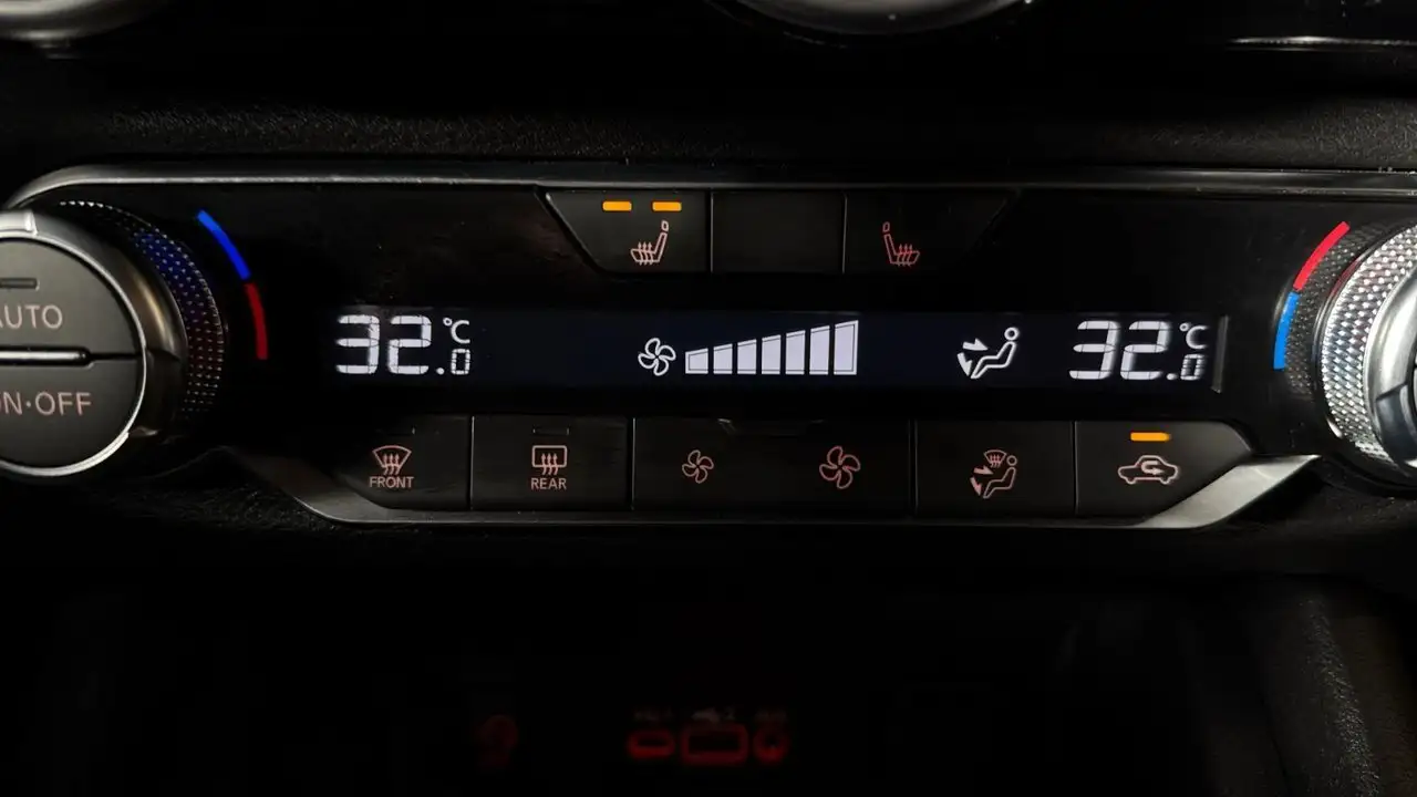 Nissan Sentra снимка Nissan Sentra