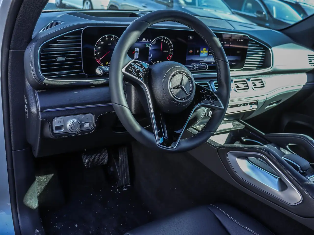 Mercedes-Benz GLE снимка Mercedes-Benz GLE