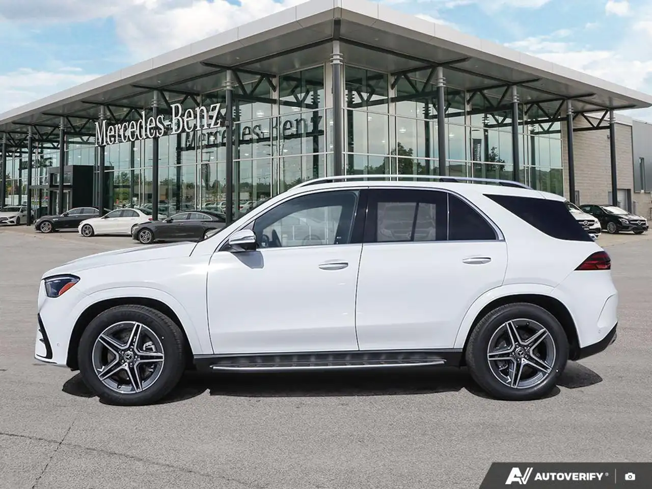 Mercedes-Benz GLE снимка Mercedes-Benz GLE