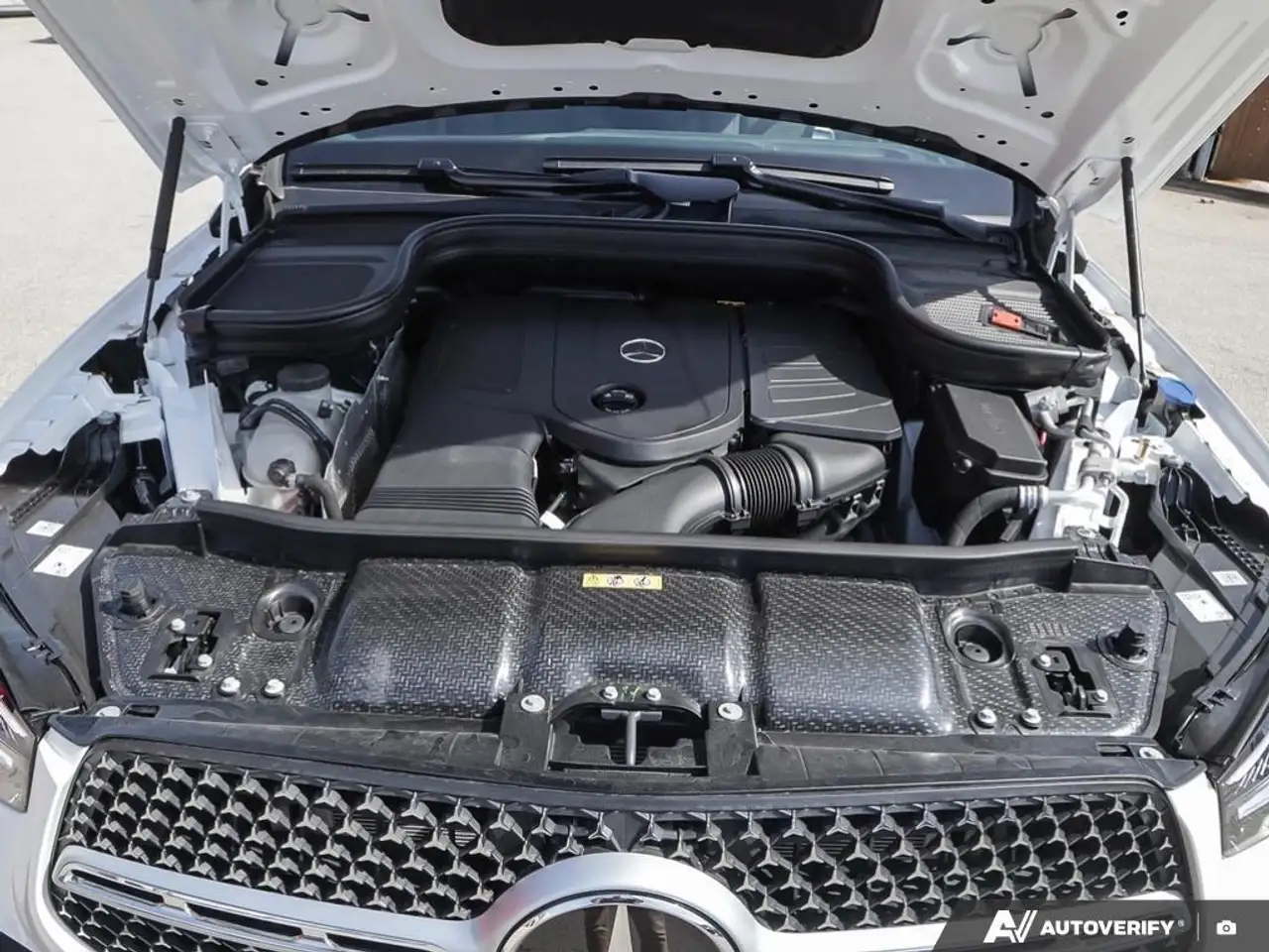 Mercedes-Benz GLE снимка Mercedes-Benz GLE