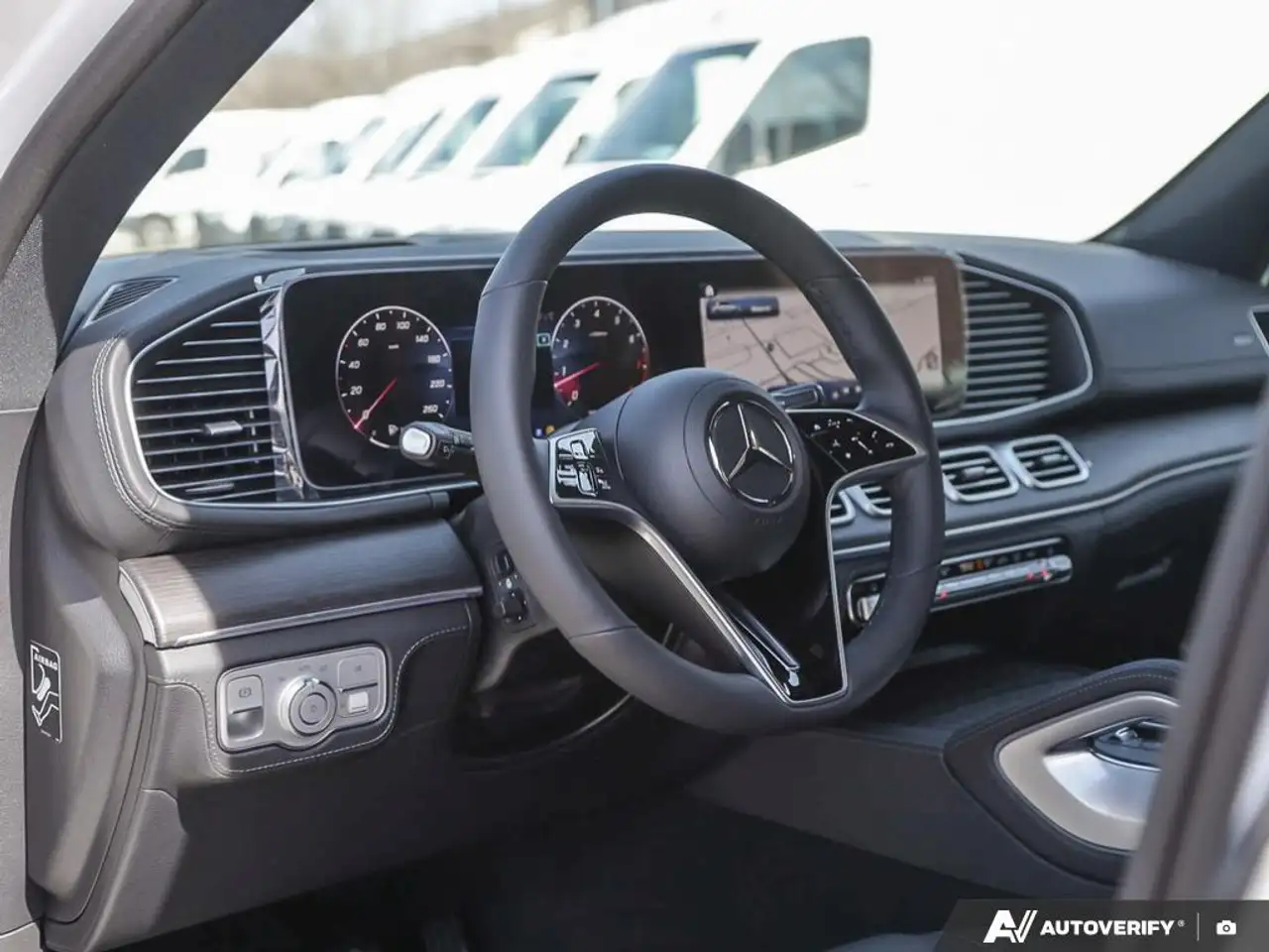Mercedes-Benz GLE снимка Mercedes-Benz GLE