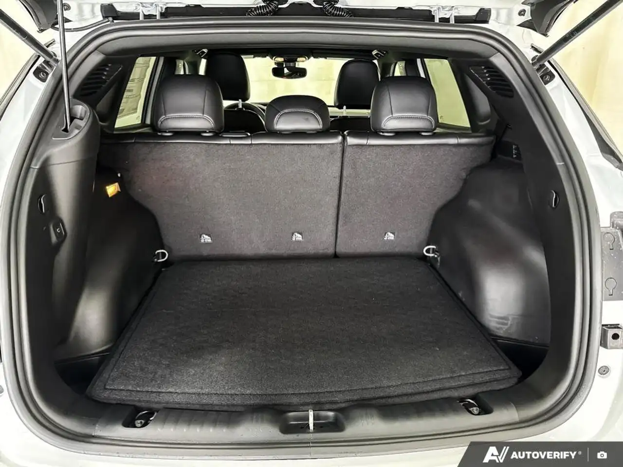 Jeep Compass photo Jeep Compass