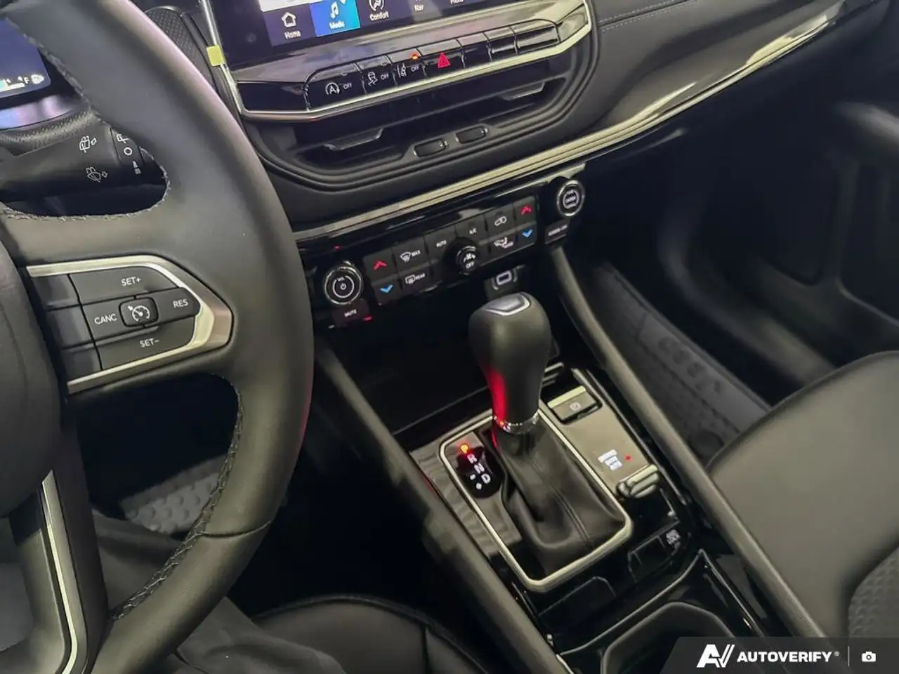 Jeep Compass photo Jeep Compass