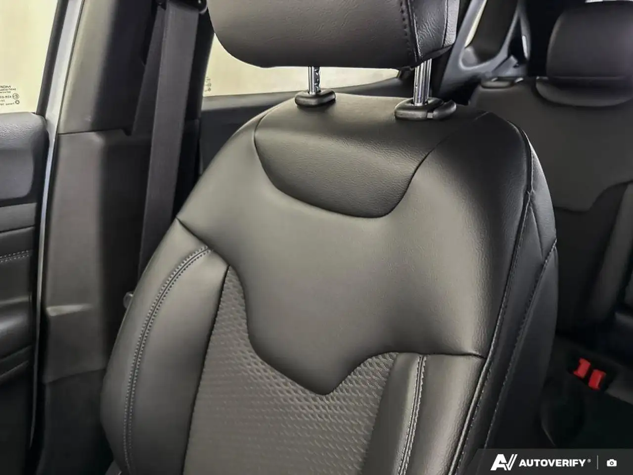 Jeep Compass photo Jeep Compass