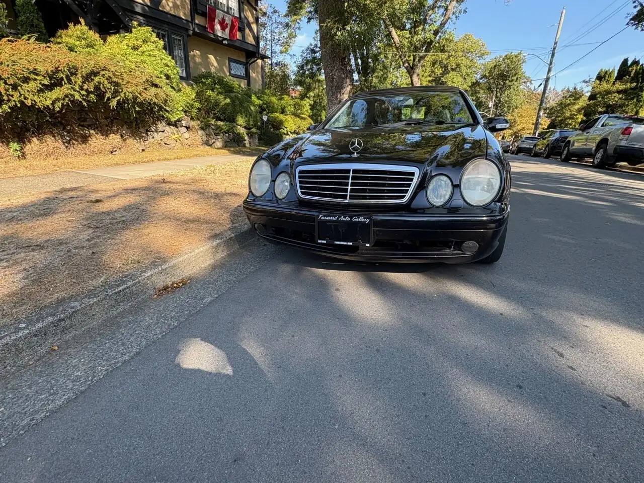 Mercedes-Benz CLK снимка Mercedes-Benz CLK