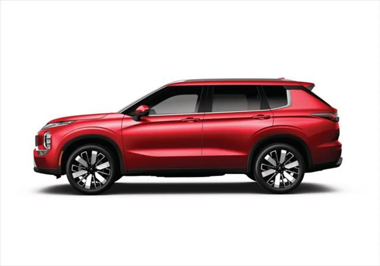 Mitsubishi Outlander photo Mitsubishi Outlander