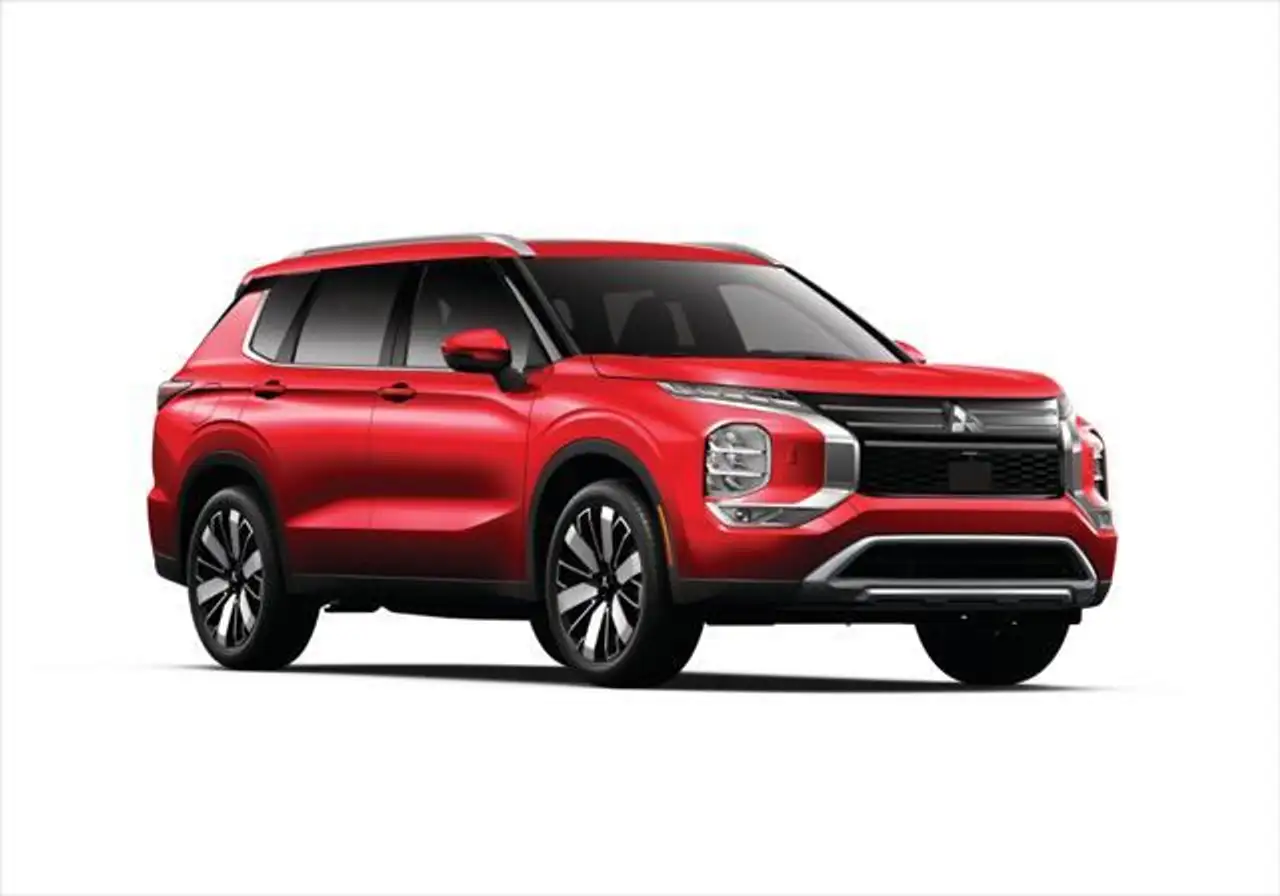 Mitsubishi Outlander photo Mitsubishi Outlander