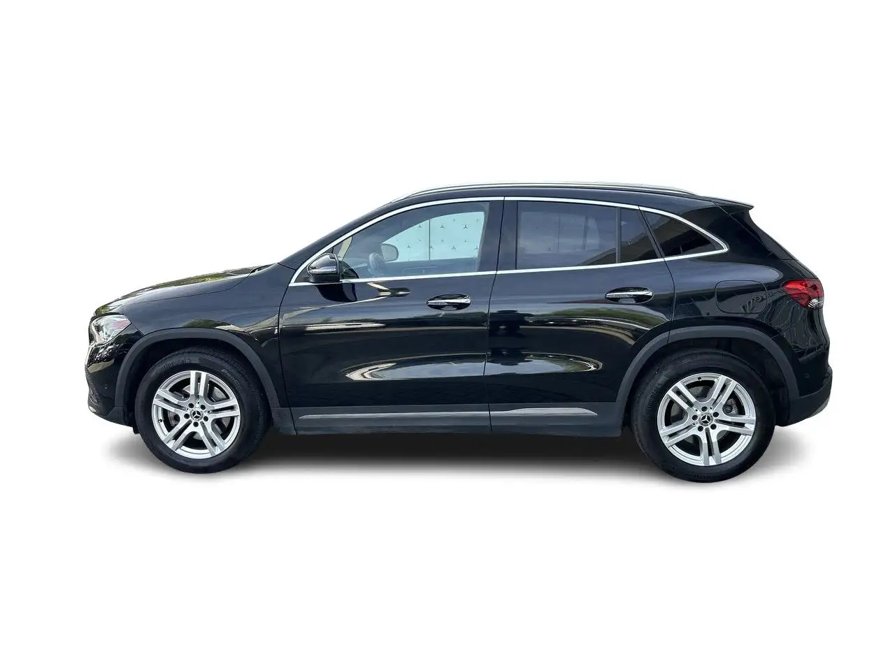 Mercedes-Benz GLA снимка Mercedes-Benz GLA