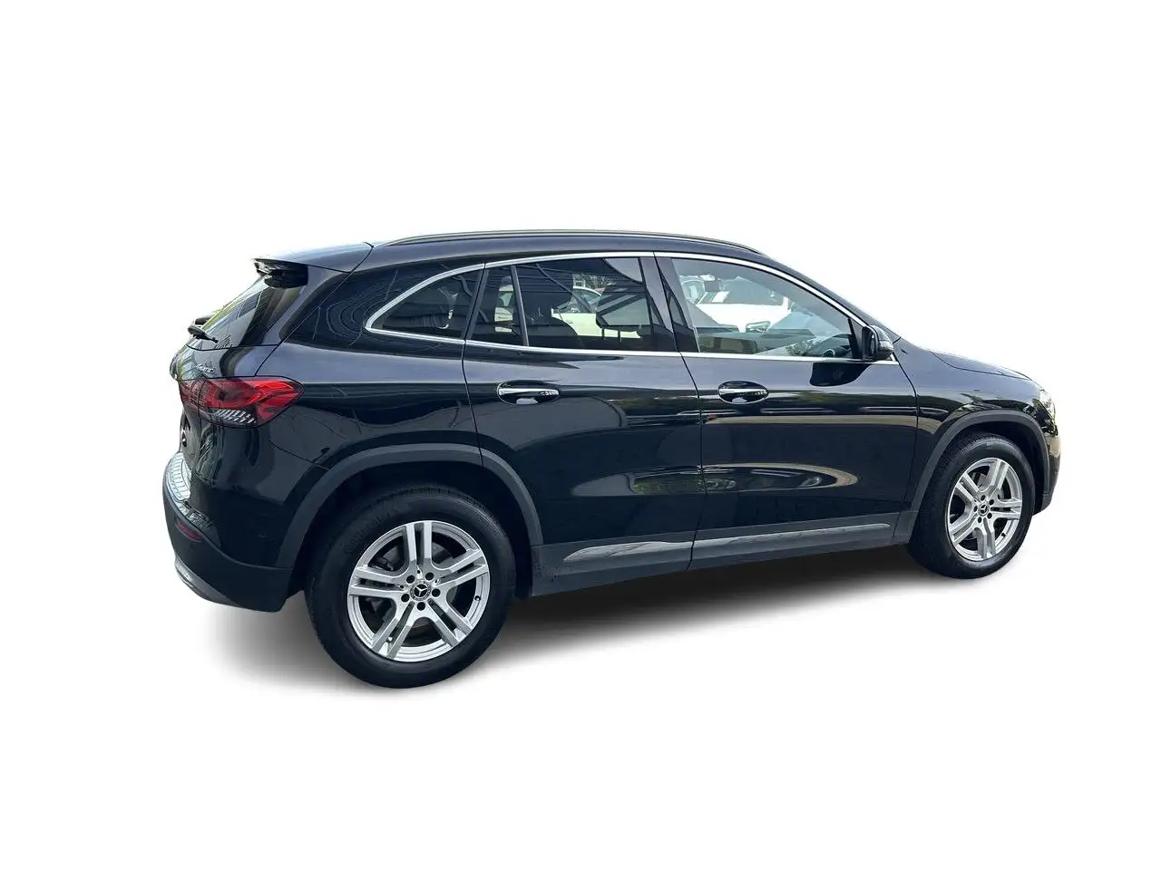 Mercedes-Benz GLA снимка Mercedes-Benz GLA