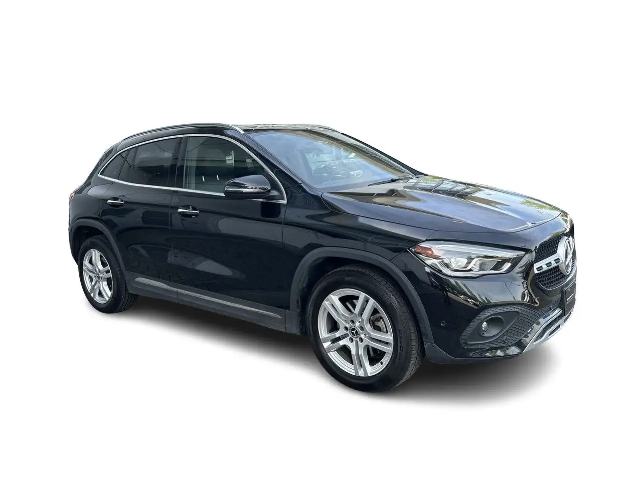 Mercedes-Benz GLA снимка Mercedes-Benz GLA