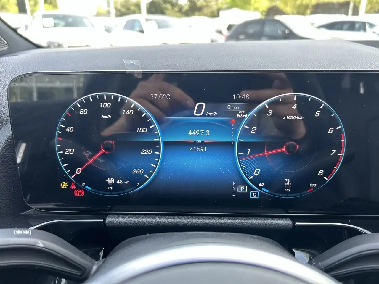 Mercedes-Benz GLA снимка Mercedes-Benz GLA