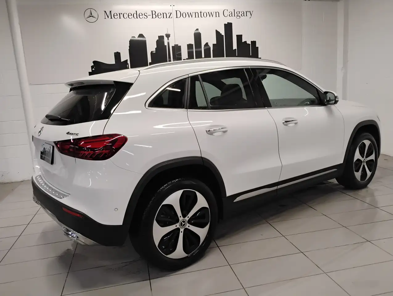 Mercedes-Benz GLA снимка Mercedes-Benz GLA