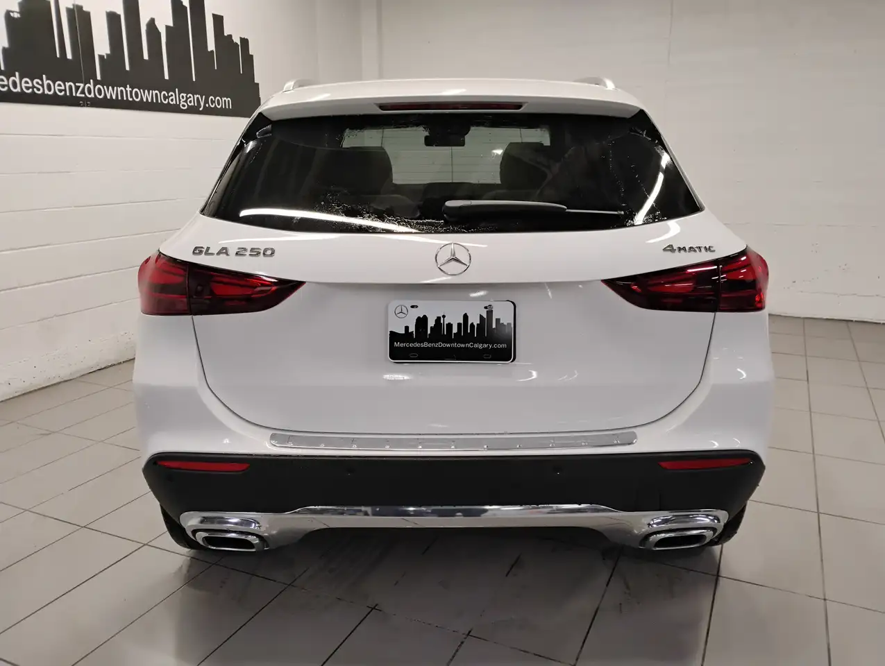 Mercedes-Benz GLA снимка Mercedes-Benz GLA