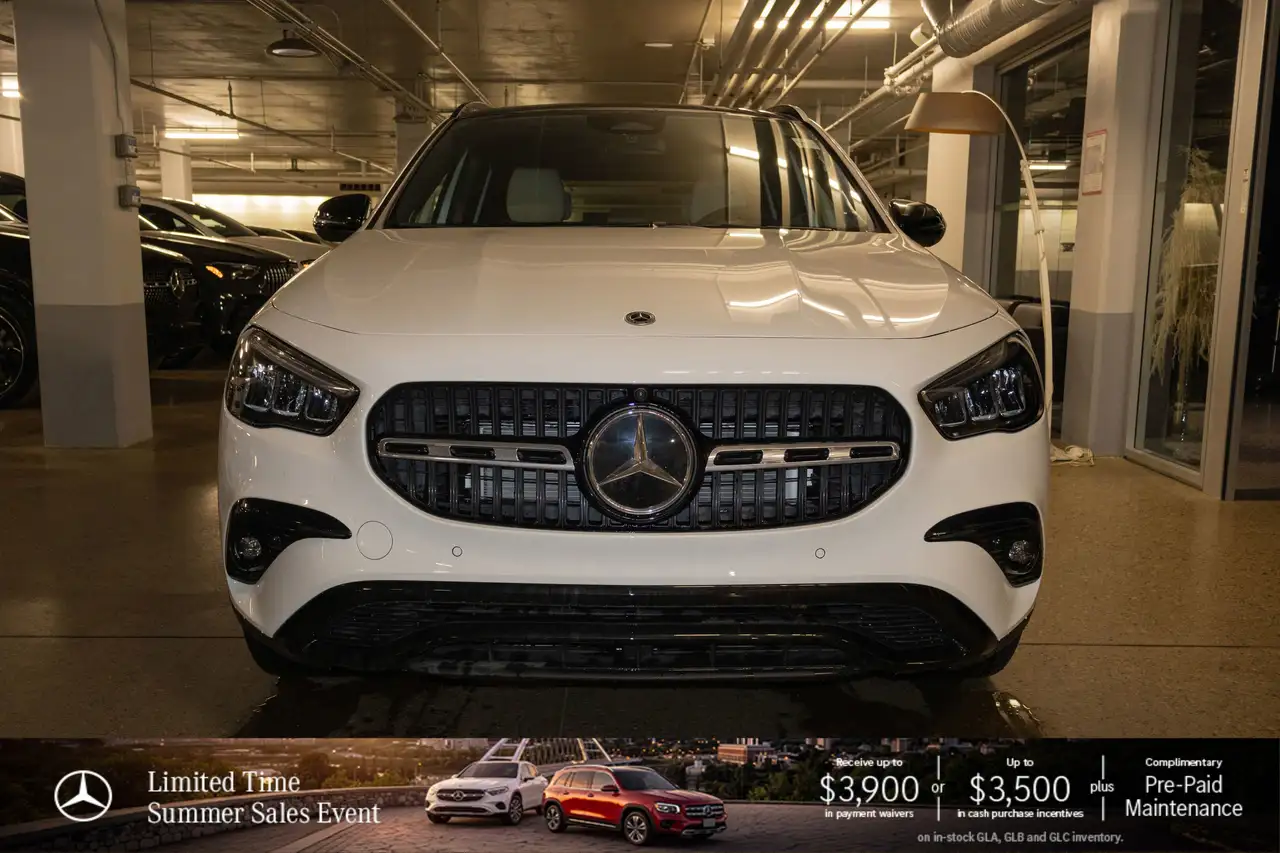 Mercedes-Benz GLA снимка Mercedes-Benz GLA