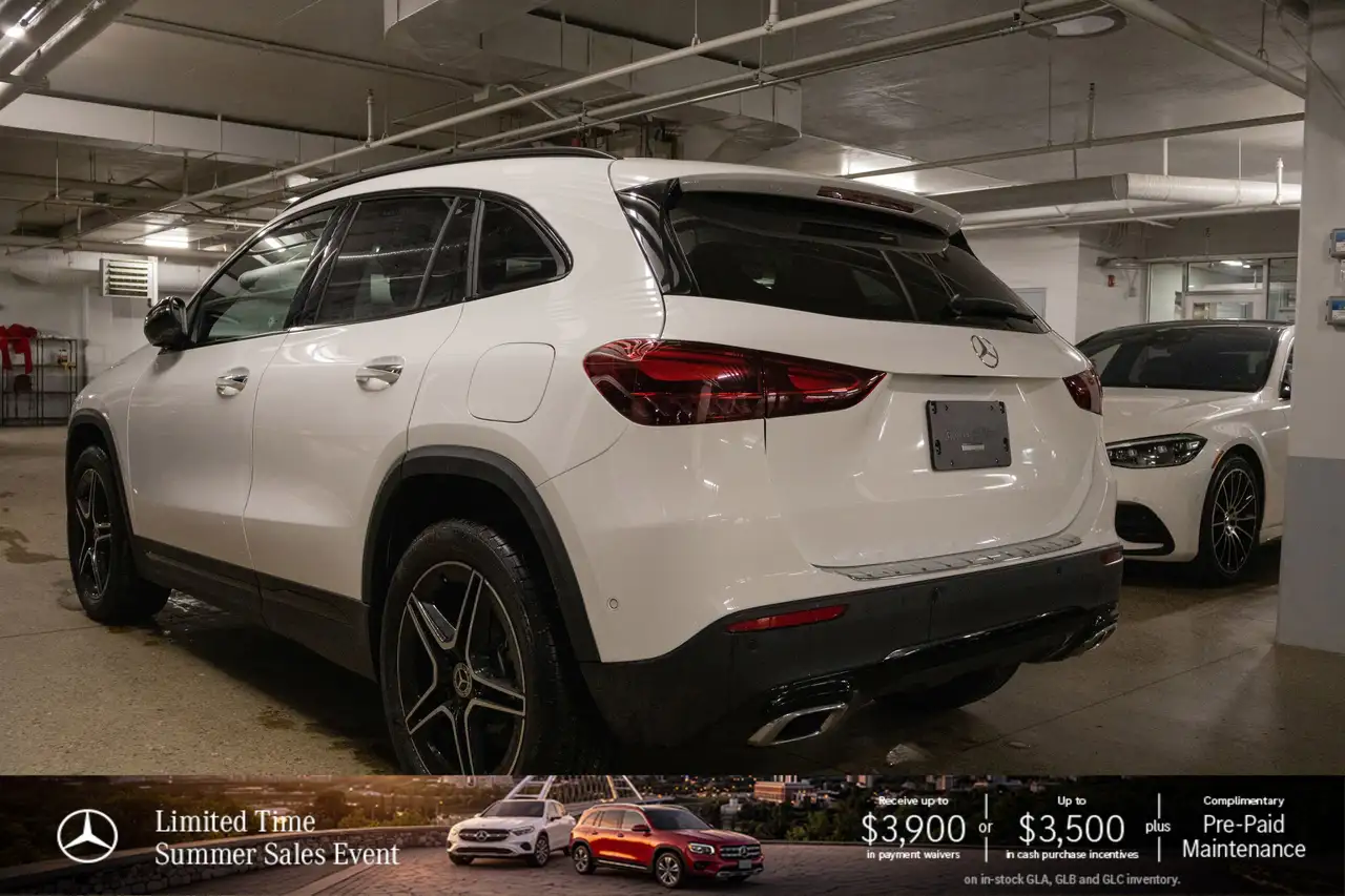 Mercedes-Benz GLA снимка Mercedes-Benz GLA