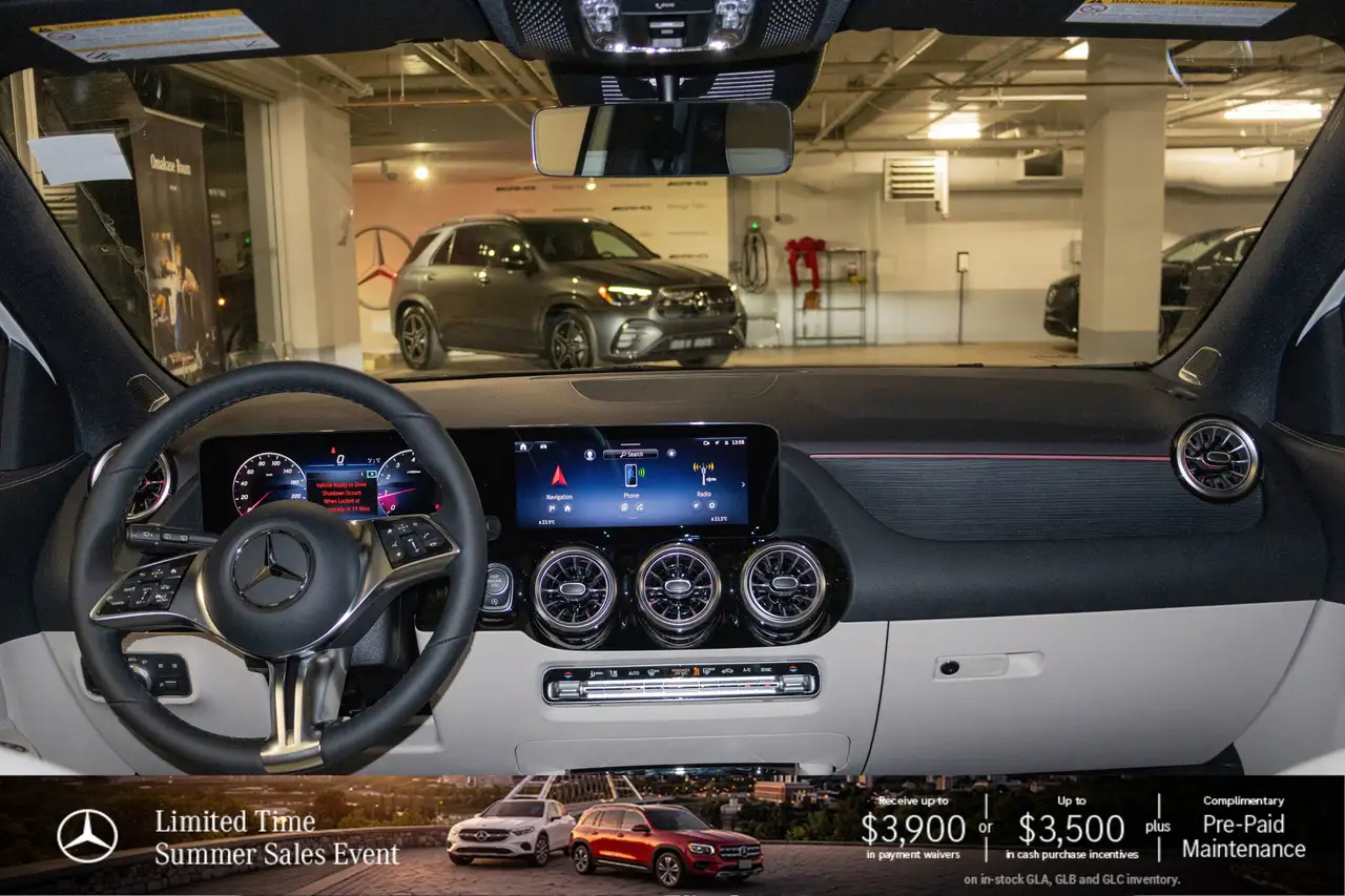 Mercedes-Benz GLA снимка Mercedes-Benz GLA