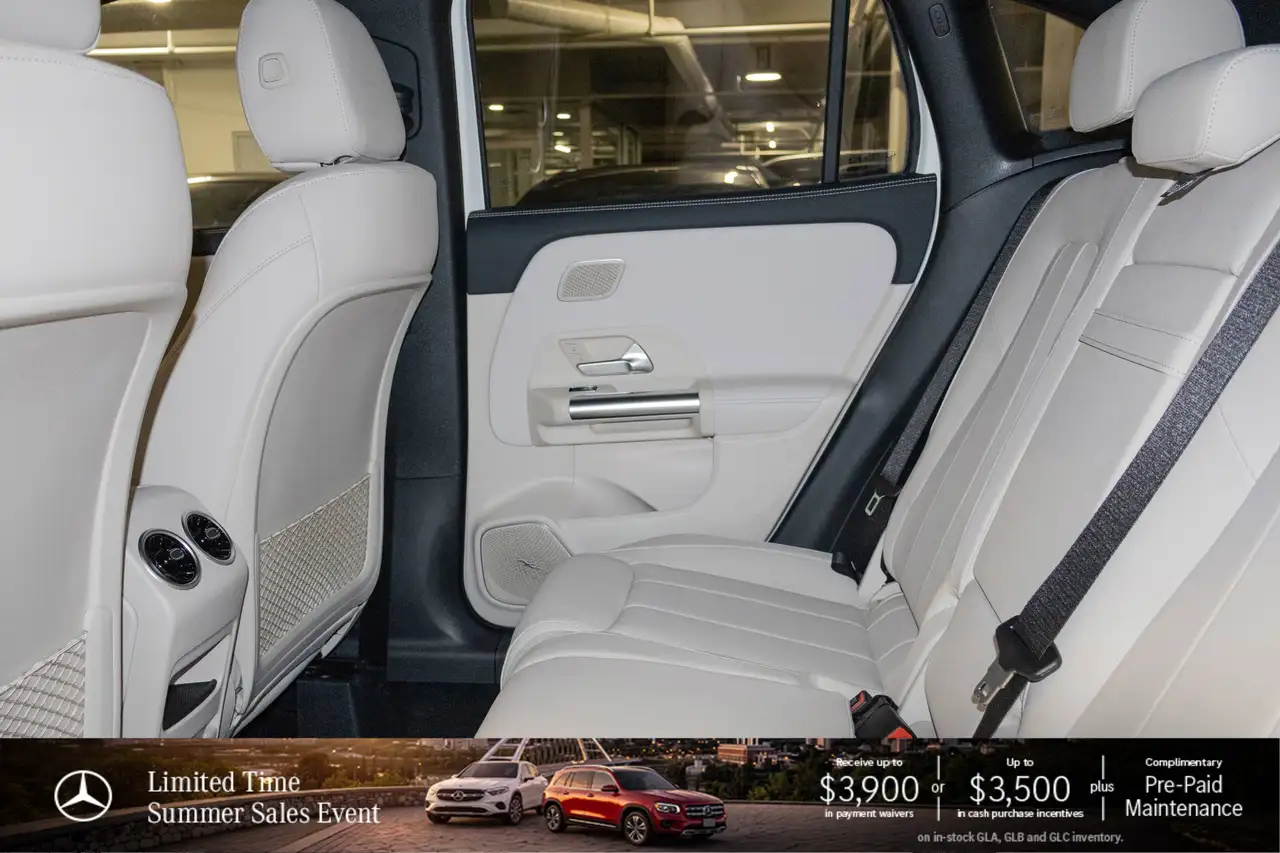 Mercedes-Benz GLA снимка Mercedes-Benz GLA