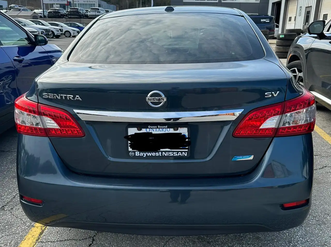 Nissan Sentra снимка Nissan Sentra