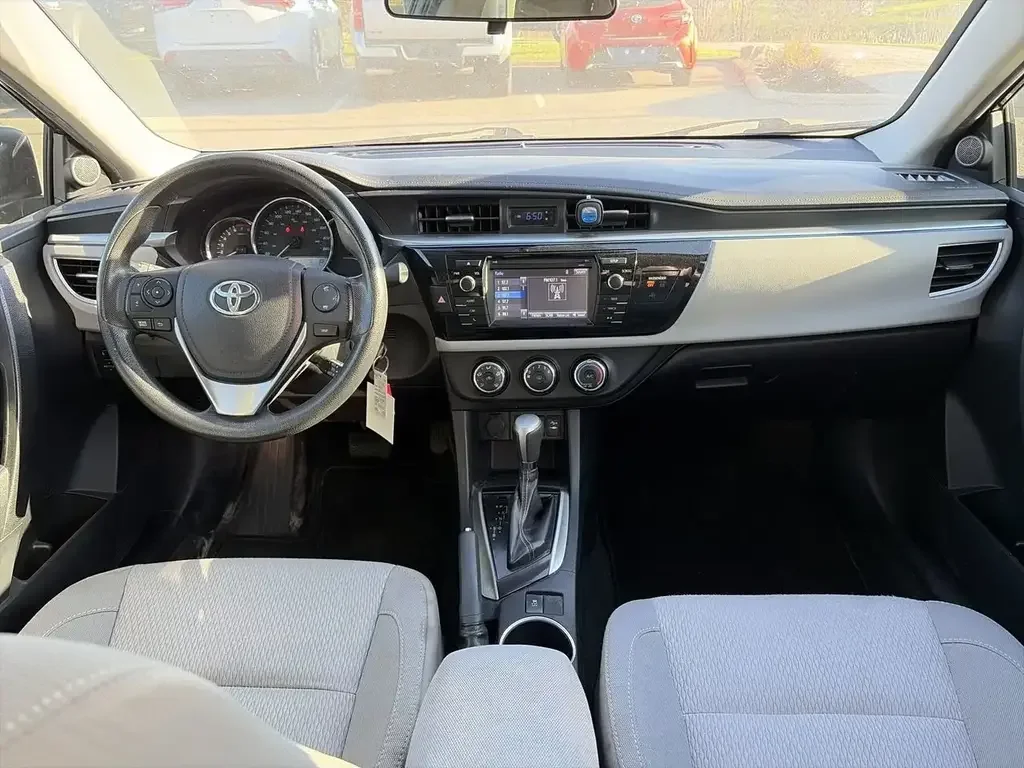 Toyota Corolla снимка Toyota Corolla