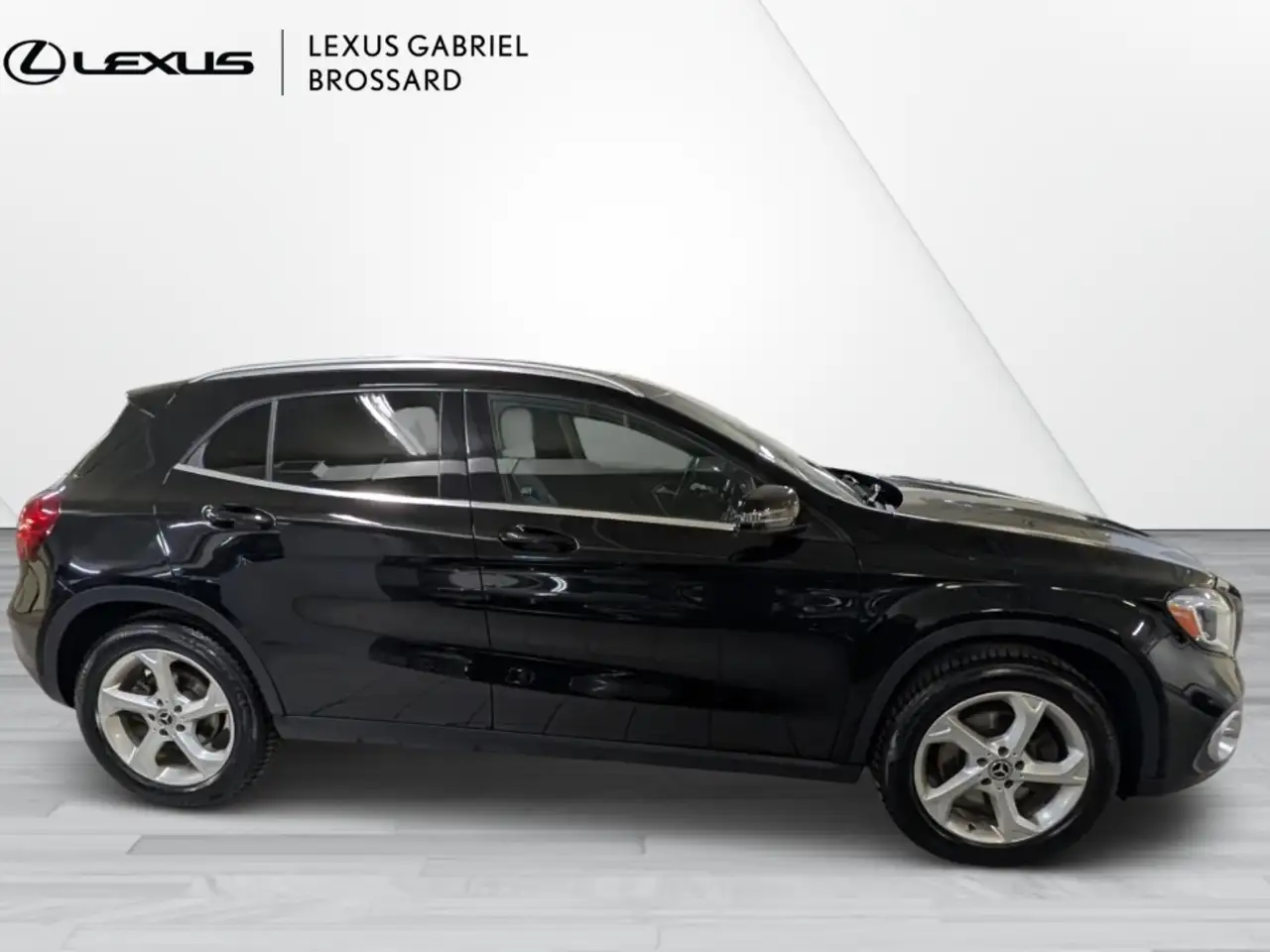Mercedes-Benz GLA fotografie Mercedes-Benz GLA