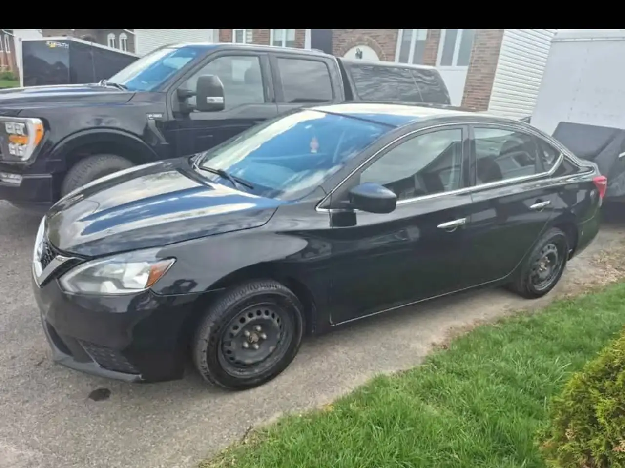 Nissan Sentra photo Nissan Sentra