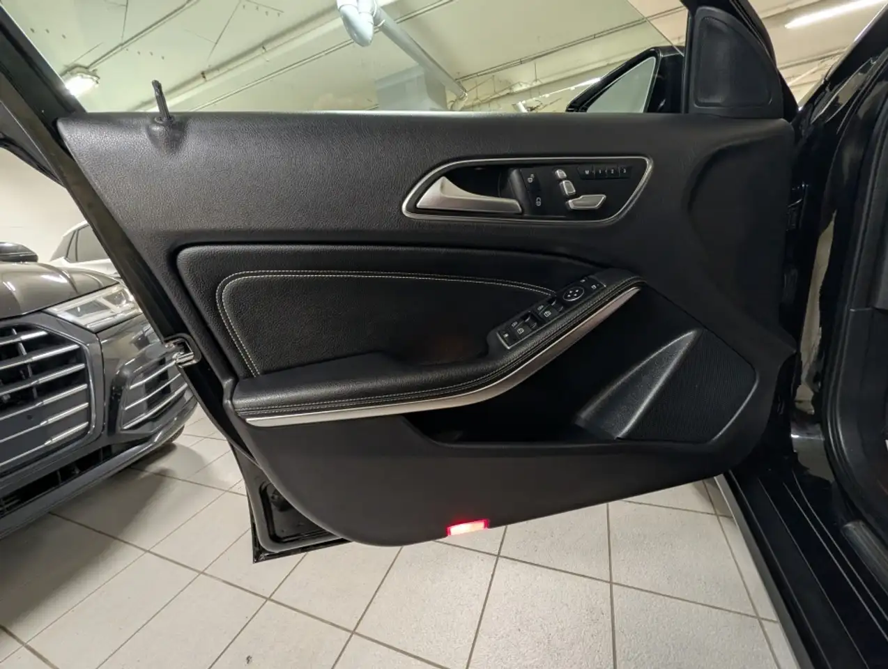 Mercedes-Benz GLA fotografie Mercedes-Benz GLA