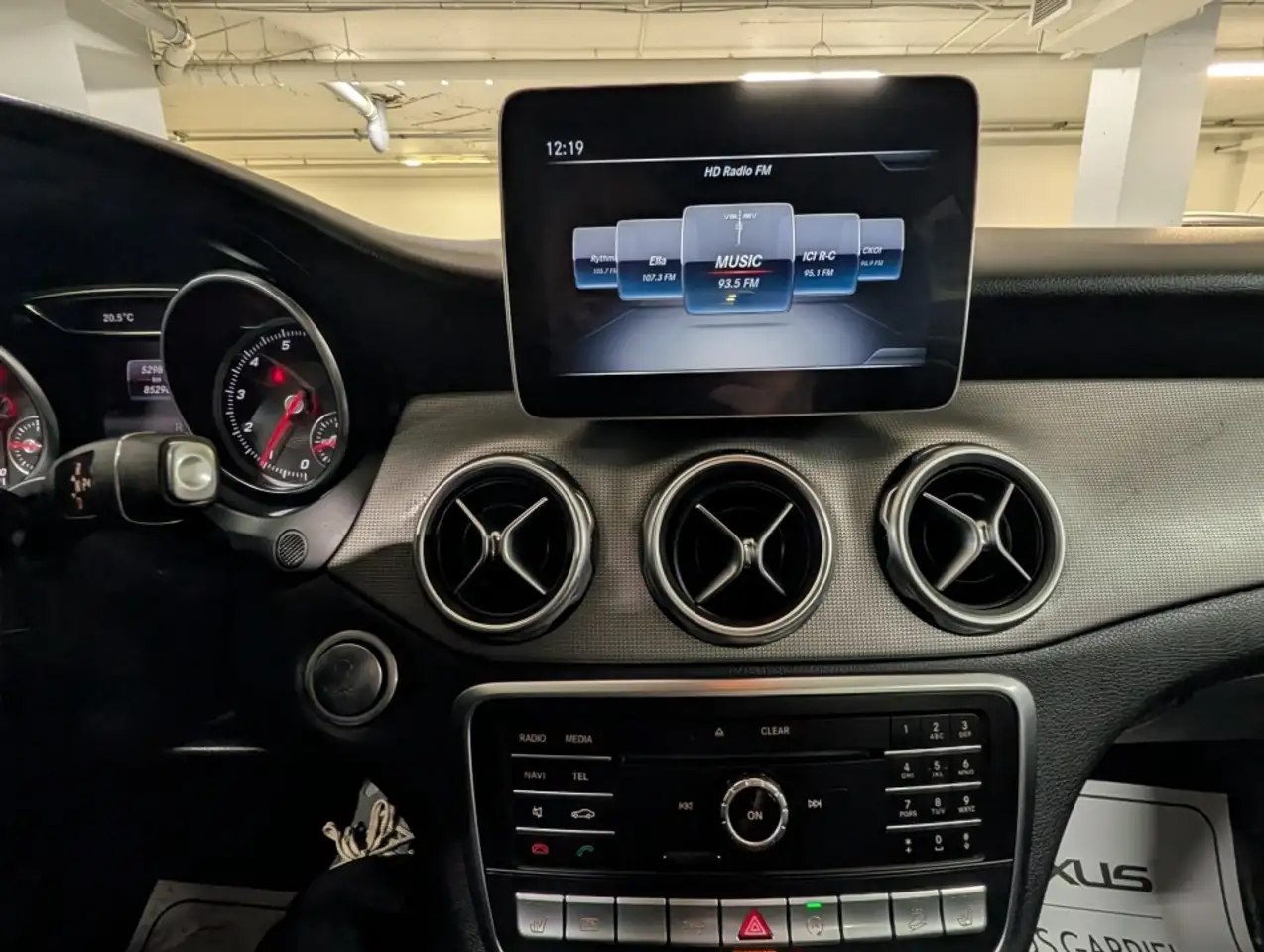 Mercedes-Benz GLA fotografie Mercedes-Benz GLA