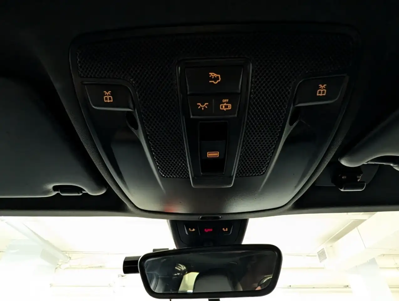Mercedes-Benz GLA fotografie Mercedes-Benz GLA