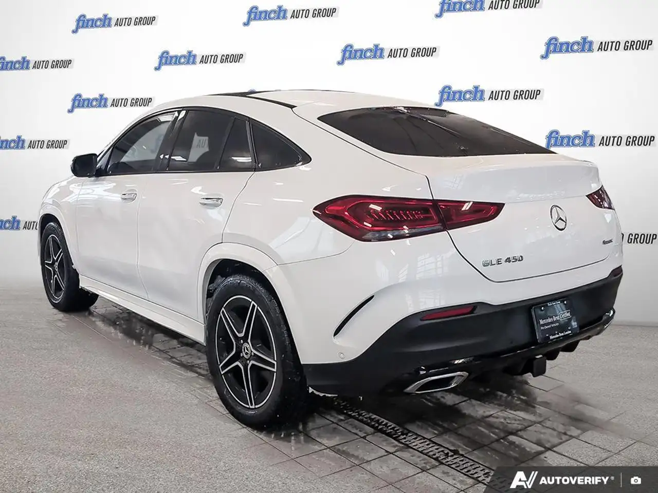Mercedes-Benz GLE снимка Mercedes-Benz GLE