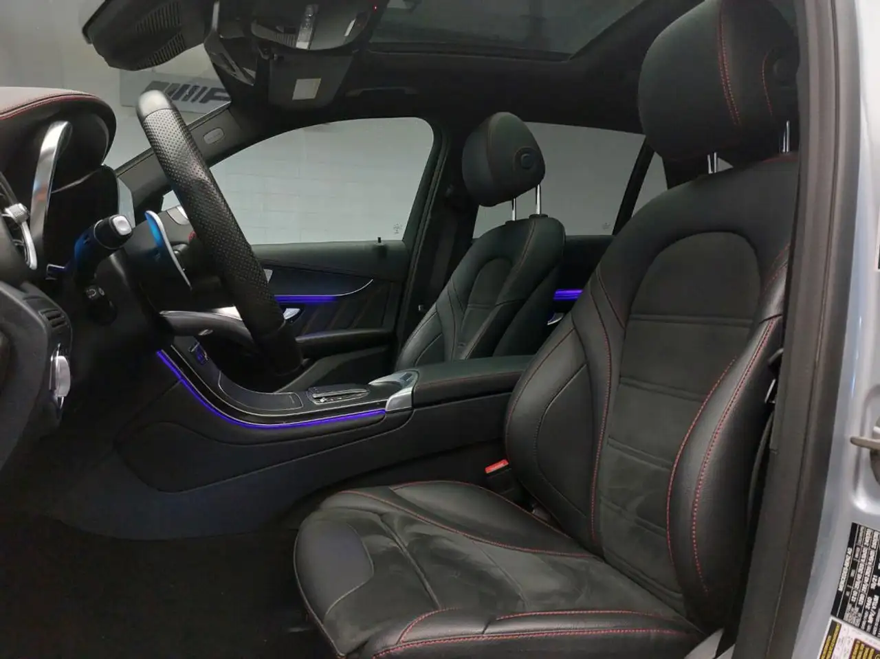Mercedes-Benz GLC снимка Mercedes-Benz GLC
