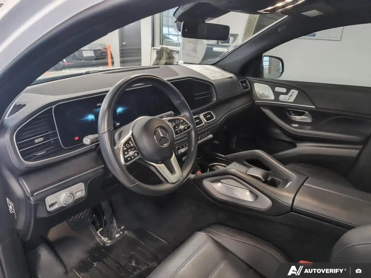 Mercedes-Benz GLE снимка Mercedes-Benz GLE