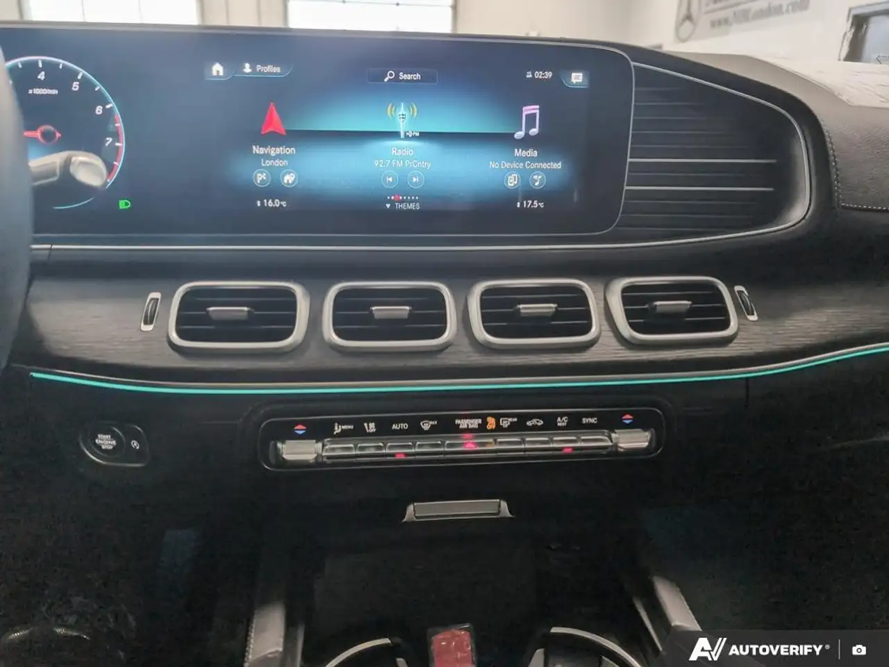 Mercedes-Benz GLE снимка Mercedes-Benz GLE