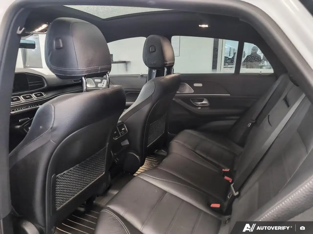 Mercedes-Benz GLE снимка Mercedes-Benz GLE