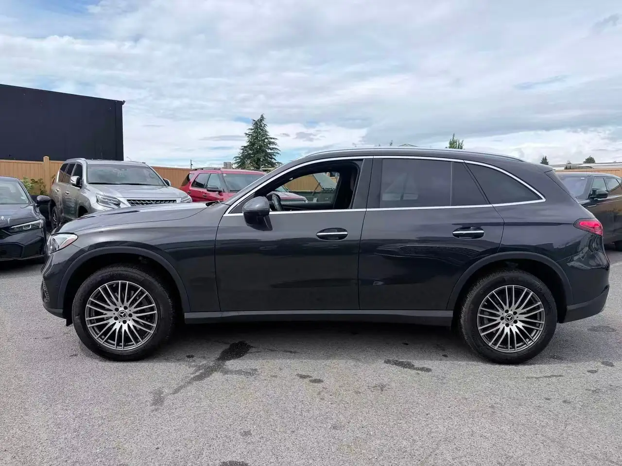 Mercedes-Benz GLC photo Mercedes-Benz GLC