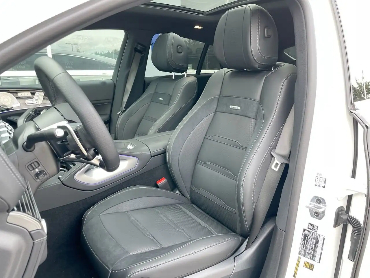 Mercedes-Benz GLE снимка Mercedes-Benz GLE