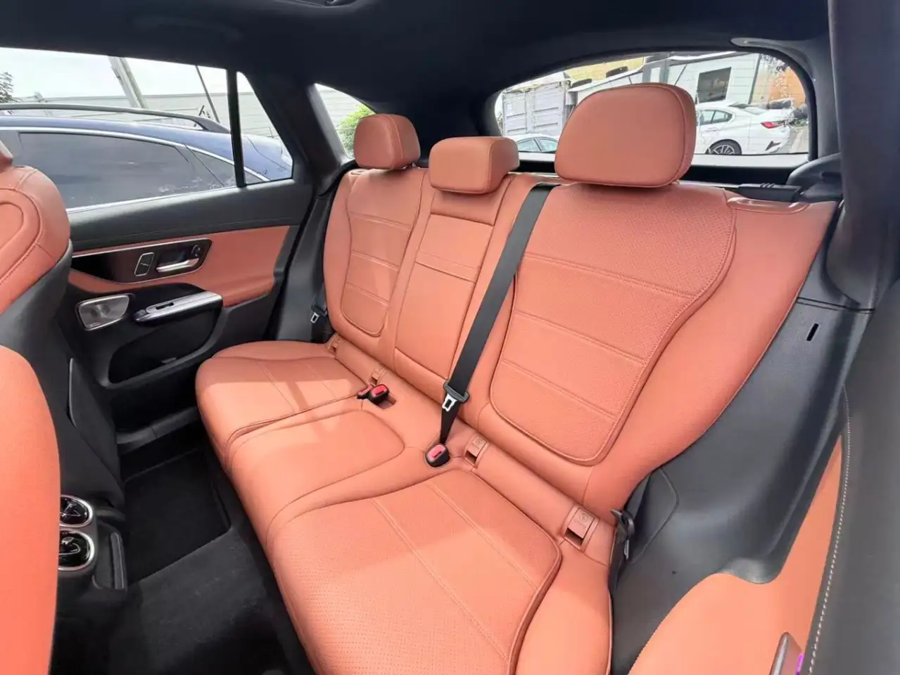 Mercedes-Benz GLC photo Mercedes-Benz GLC