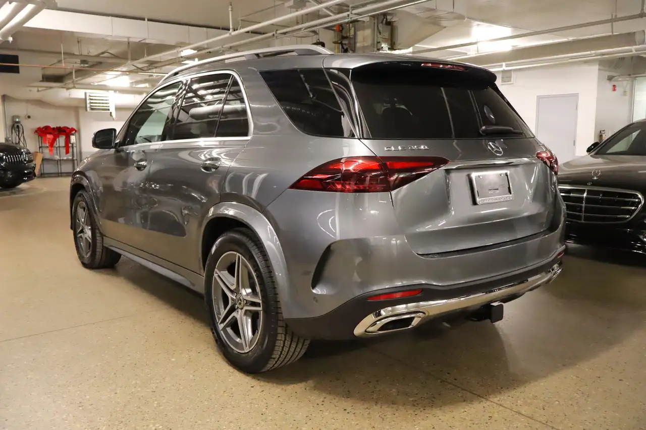 Mercedes-Benz GLE снимка Mercedes-Benz GLE